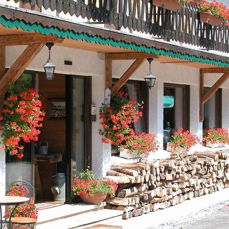 Hotel Fleur Des Neiges Morzine Exterior foto