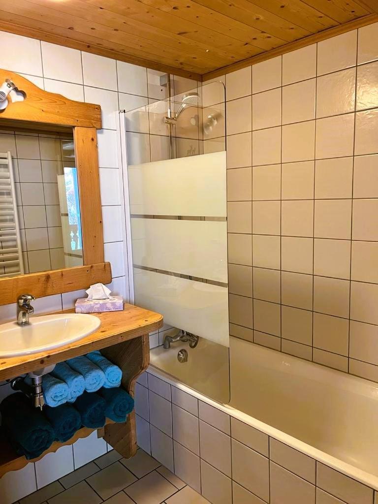 Hotel Fleur Des Neiges Morzine Habitación foto